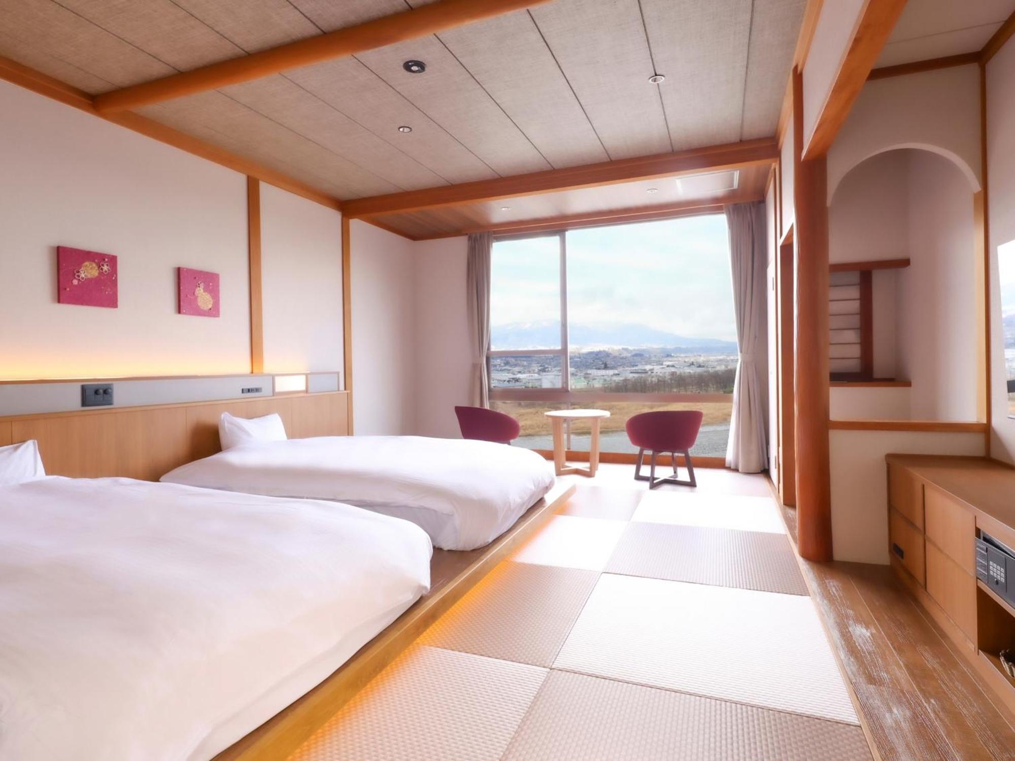 Yoshinotei Hotel Iida Buitenkant foto